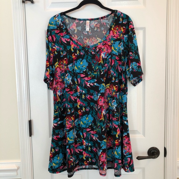 LuLaRoe Tops - Lularoe Mini Dress Tunic Top 3XL Made in USA